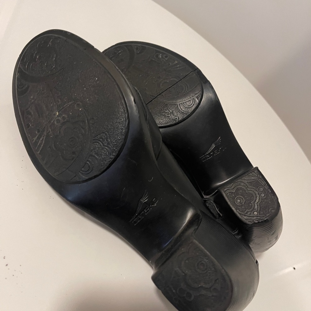 Dansko cute black heels. So comfortable!